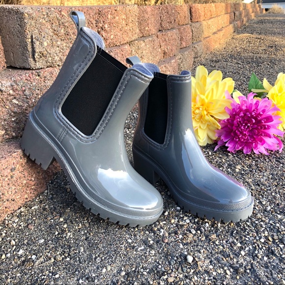 Shoes - New! Rubber Short Rain Boot with Heel In Grey